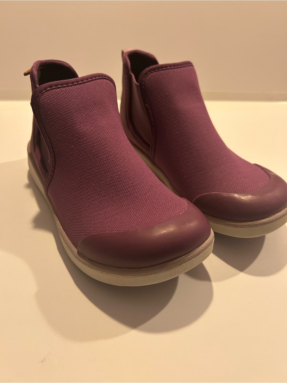 BOGS Size 13 Little Girl Purple Kicker Chelsea Water Resistant Boot Violet
